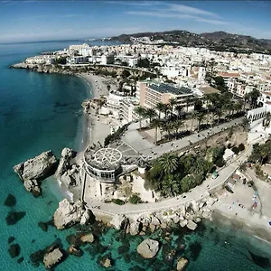 nerja-burriana-playa.1costadelsol.com/